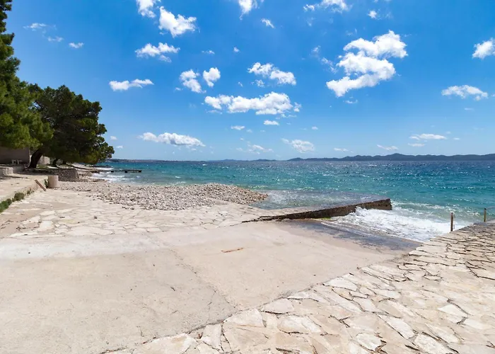 Seaside Slavica