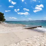 Seaside Slavica