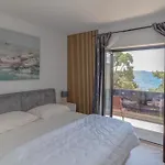 Seaside Slavica Apartment