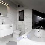 Apartment Seaside Slavica *