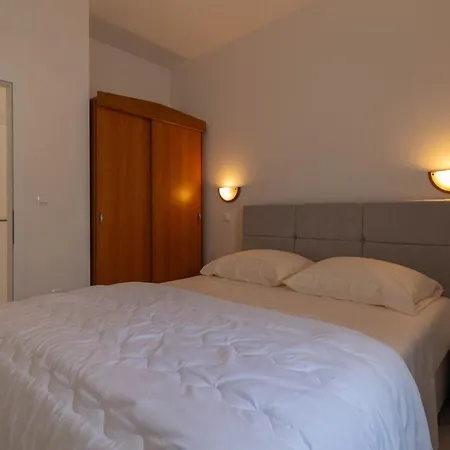 Apartment Seaside Slavica *