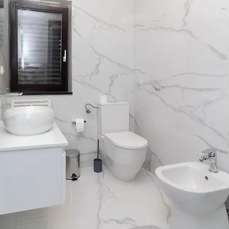 Apartment Seaside Slavica