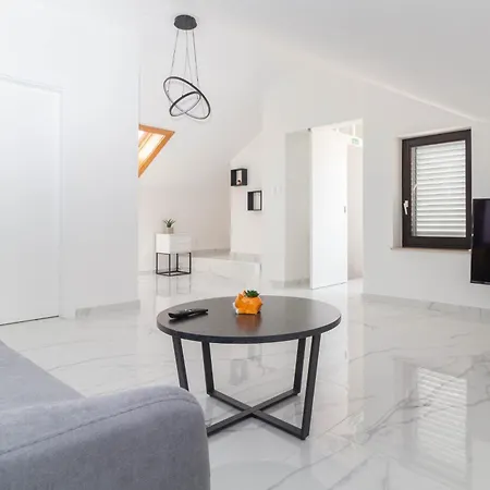 Apartment Seaside Slavica Petrcane