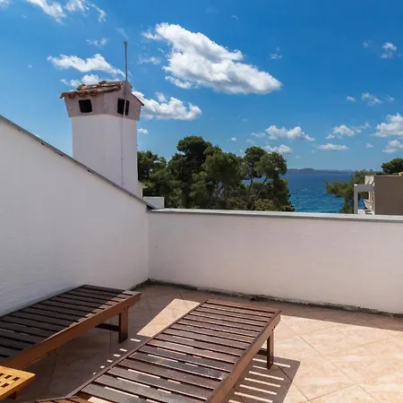 Apartment Seaside Slavica Petrcane