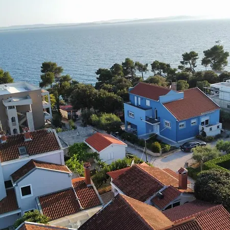 Seaside Slavica Apartment *